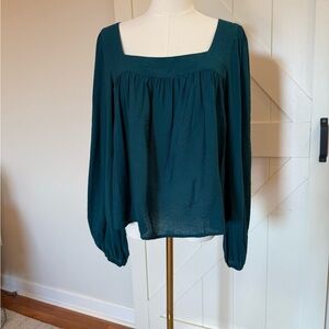 Abercrombie & Fitch Puff Sleeve Non-Waisted Top